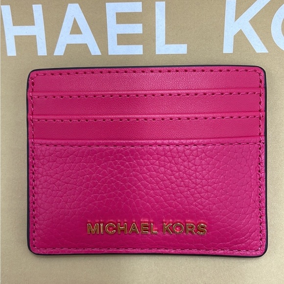 MICHAEL KORS
Large Pebbled Leather Card Holder Case
Electric Pink
NWT - Picture 9 of 16